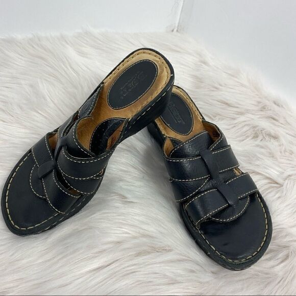 Born Black Leather Slides/ Mules - Picture 1 of 9